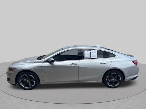 Used 2022 Chevrolet Malibu LT FWD image 2