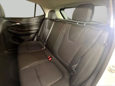 Used 2024 Buick Encore GX Preferred FWD image 18