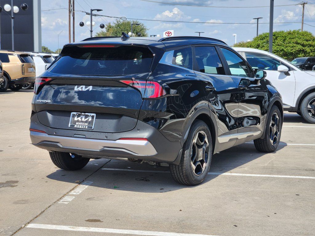 New 2026 Kia Sportage EX w/ EX Panorama Roof Package FWD image 4