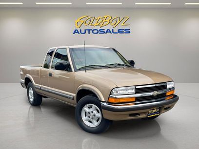 Used 1999 Chevrolet S10 Pickup LS w/ Preferred Equipment Group