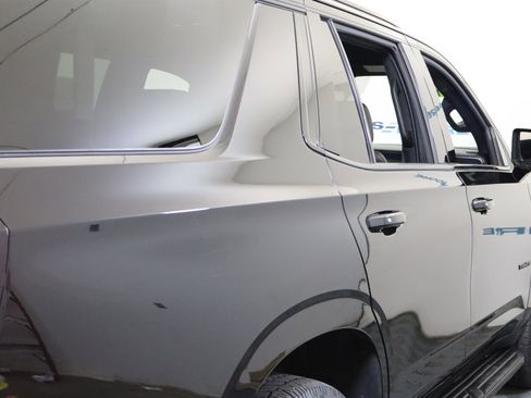 Used 2021 Chevrolet Tahoe RST w/ Luxury Package image 5