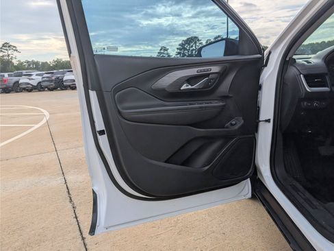 Used 2019 GMC Terrain SLT w/ Preferred Package FWD image 12