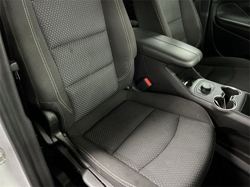 Certified 2024 GMC Terrain SLE image 27