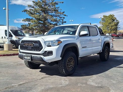 Used 2023 Toyota Tacoma 4x4 Double Cab w/ Trail Edition image 7