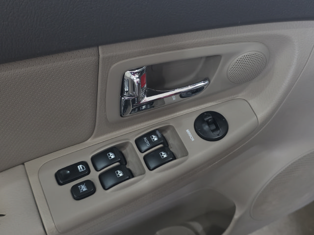 Used 2009 Kia Spectra EX FWD image 11
