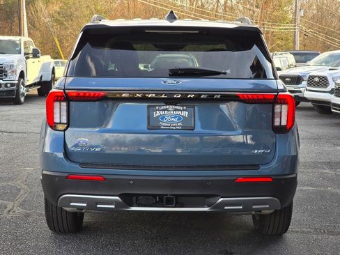 New 2026 Ford Explorer Active w/ Active Comfort Package image 24