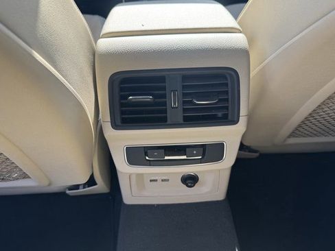 Used 2023 Audi Q5 2.0T Premium w/ Convenience Package image 16