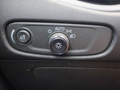 Used 2023 Chevrolet Malibu LT FWD image 17