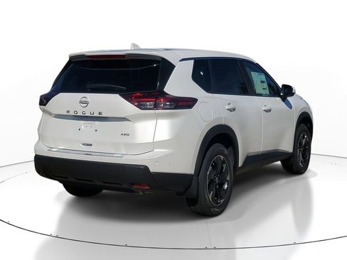 New 2026 Nissan Rogue SV image 4