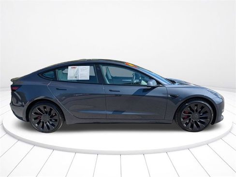Used 2023 Tesla Model 3 Performance image 3