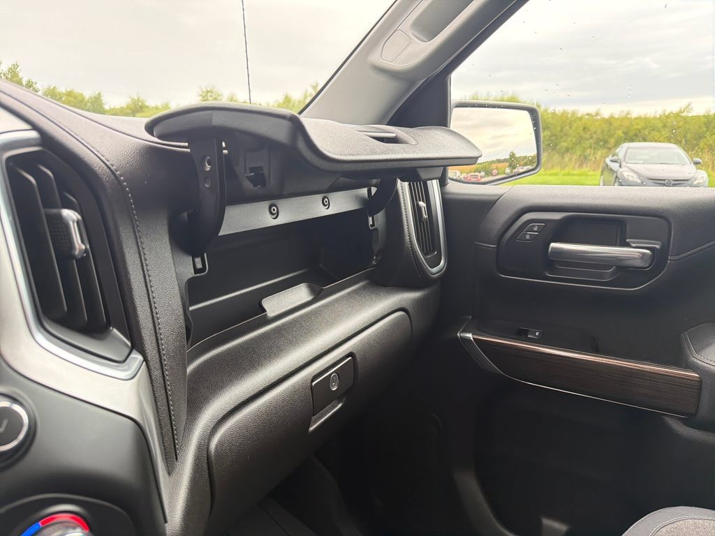 Certified 2019 Chevrolet Silverado 1500 RST AWD/4WD image 35