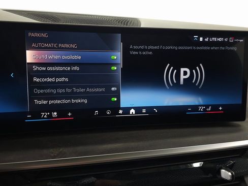 Used 2026 BMW X5 xDrive40i w/ Premium Package image 22