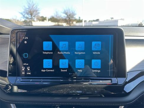 New 2025 Volkswagen Atlas Cross Sport SE image 17