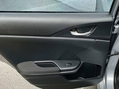 Used 2018 Honda Civic EX image 10