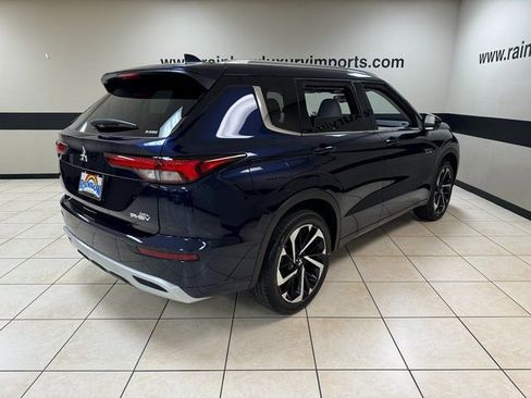 Used 2024 Mitsubishi Outlander 4WD Plug-In Hybrid image 6