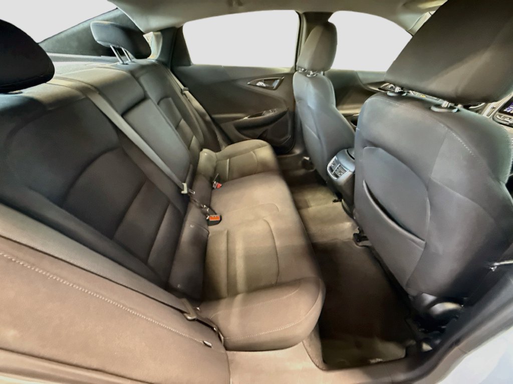 Used 2024 Chevrolet Malibu LT FWD image 25