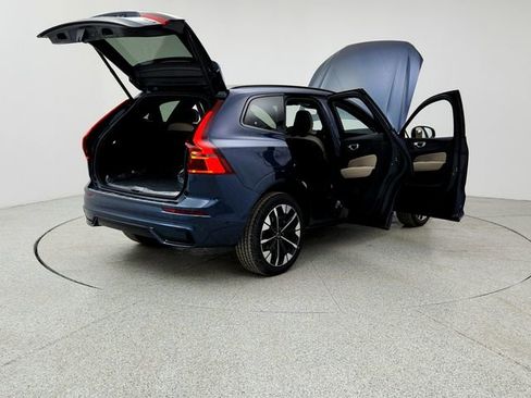 New 2026 Volvo XC60 B5 Plus w/ Climate Package image 11