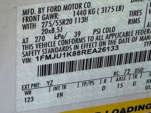 Used 2024 Ford Expedition Limited image 31