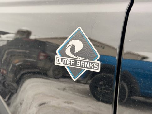 Used 2024 Ford Bronco Outer Banks image 9