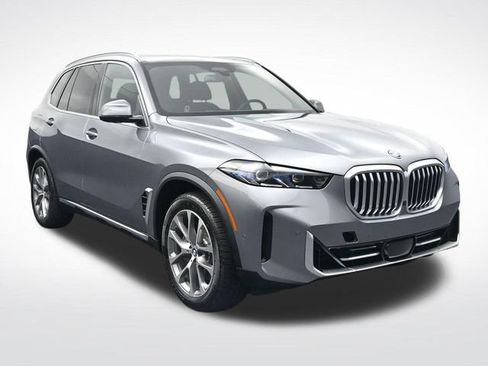 New 2026 BMW X5 xDrive50e AWD/4WD image 2