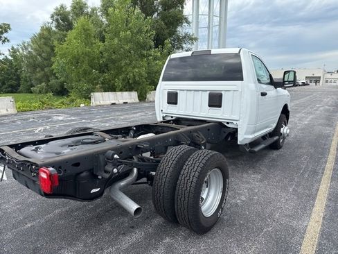 New 2024 RAM 3500 Tradesman image 5