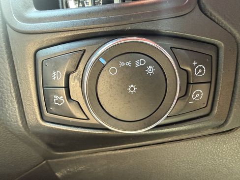 Used 2013 Ford Focus SE FWD image 31
