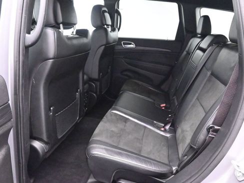 Used 2021 Jeep Grand Cherokee Laredo X AWD/4WD image 18