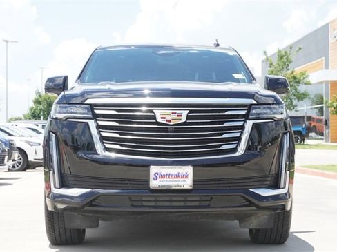 Used 2024 Cadillac Escalade ESV Premium Luxury Platinum image 2
