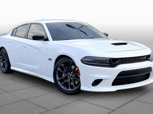 Used 2023 Dodge Charger Scat Pack w/ Plus Group RWD image 3