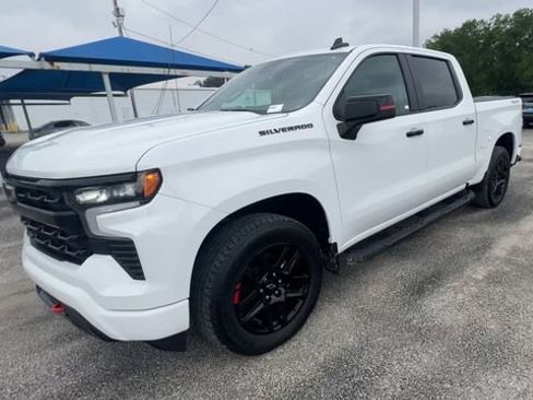 Certified 2023 Chevrolet Silverado 1500 RST w/ Redline Edition AWD/4WD image 4
