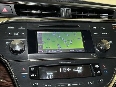 Used 2014 Toyota Avalon XLE Touring FWD image 36