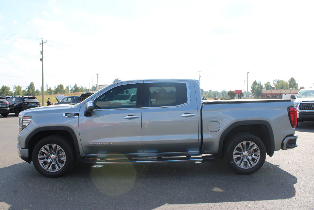 Used 2023 GMC Sierra 1500 Denali AWD/4WD image 6