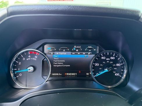 Used 2018 Ford F250 Lariat w/ Lariat Ultimate Package AWD/4WD image 11