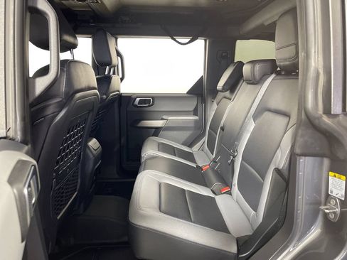 Used 2022 Ford Bronco Black Diamond AWD/4WD image 13
