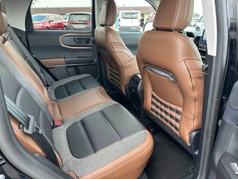 Used 2021 Ford Bronco Sport Outer Banks w/ Outer Banks Package (96D) AWD/4WD image 10