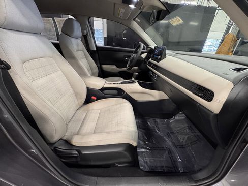 Used 2023 Honda HR-V LX image 23