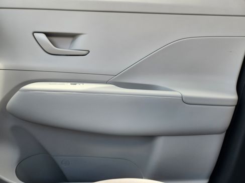 New 2026 Hyundai Kona SE AWD/4WD image 16