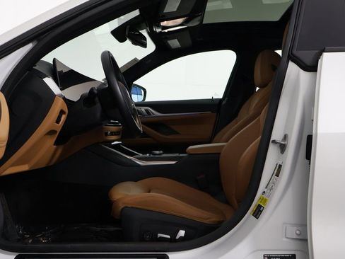 Used 2023 BMW i4 eDrive35 w/ Premium Package image 10