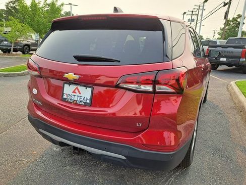 Used 2024 Chevrolet Equinox LT FWD image 8
