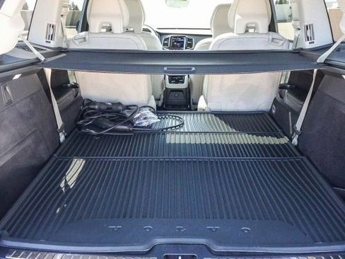 Used 2023 Volvo XC90 T8 Plus w/ Protection Package Premier image 19