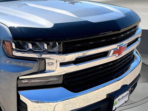 Used 2020 Chevrolet Silverado 1500 LT w/ LT Value Package AWD/4WD image 34