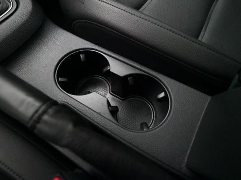 Used 2015 Volkswagen Jetta SE image 16