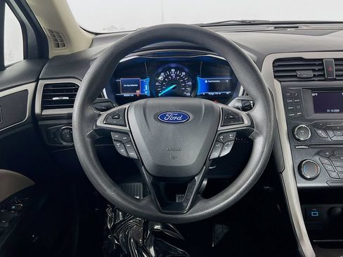 Used 2018 Ford Fusion S FWD image 11