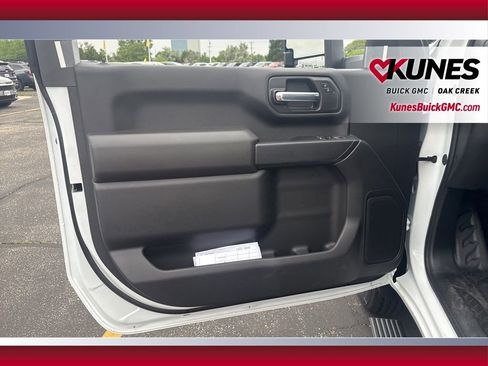 New 2025 GMC Sierra 2500 Pro w/ 1SA Pro Safety Plus Package AWD/4WD image 9