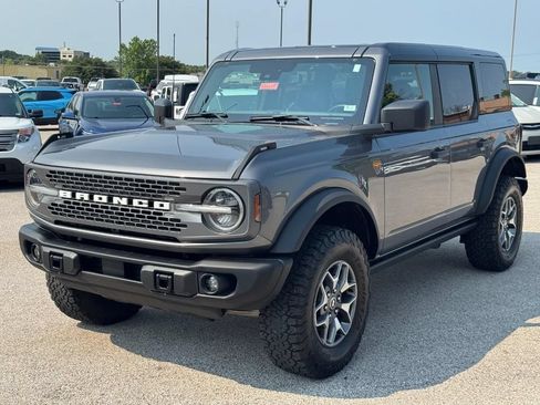 Used 2025 Ford Bronco Badlands AWD/4WD image 8