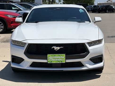 Used 2024 Ford Mustang Coupe RWD image 7