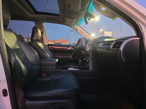 Used 2015 Lexus GX 460 Luxury image 18
