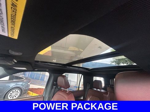 Certified 2024 Ford Expedition Limited image 12