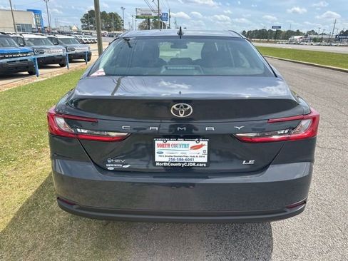 Used 2025 Toyota Camry LE FWD image 6
