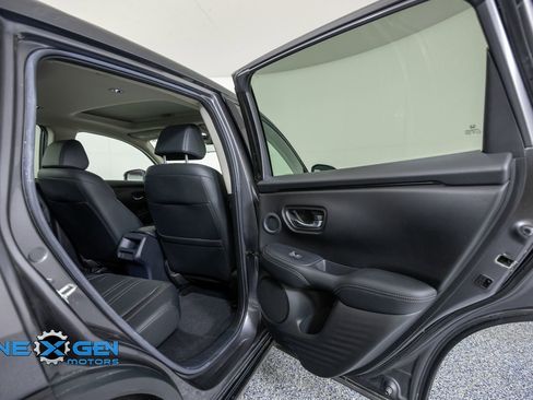 Used 2023 Honda HR-V EX-L image 31